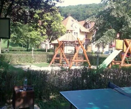 Hotel Szeleta 3*